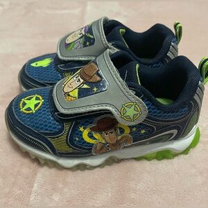 Disney Boy’s Toy Story shoes Light up blue size 9